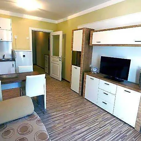 Stamopolu Lux 프리모르스코